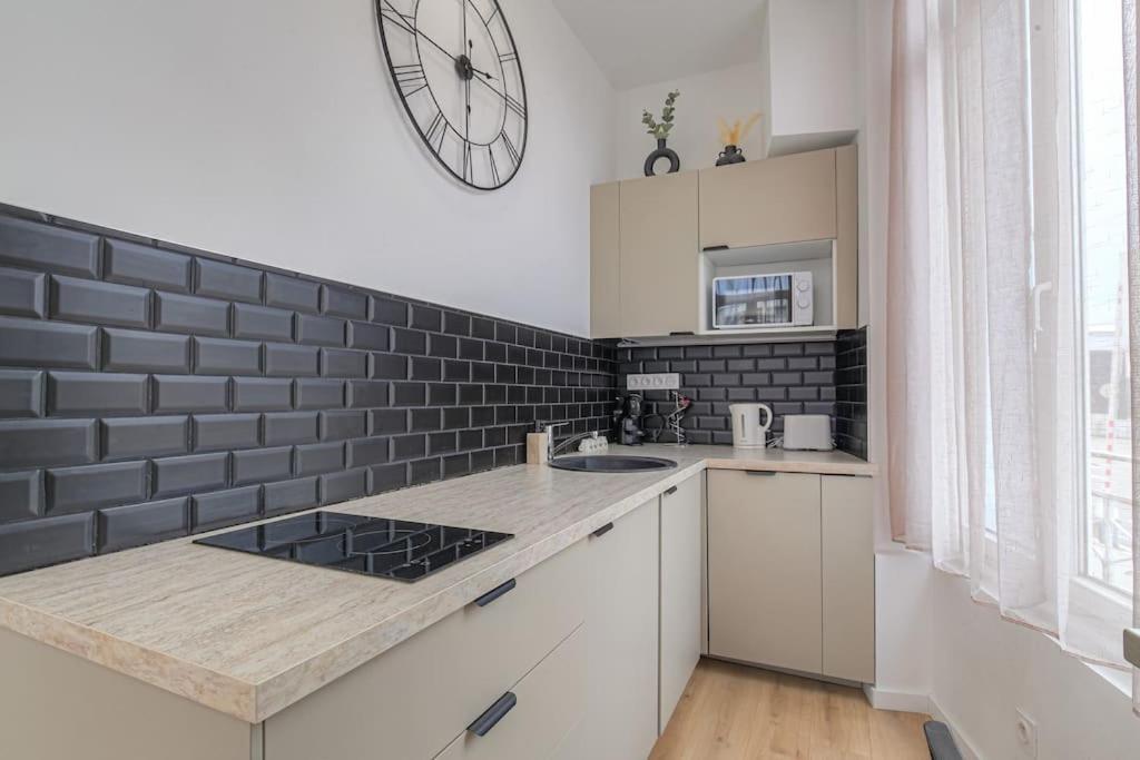 Selva, Appartement Cozy, Lyon 8Eme Exterior foto